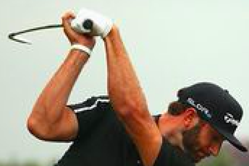 Dustin Johnson Bowed-wrist golf swing