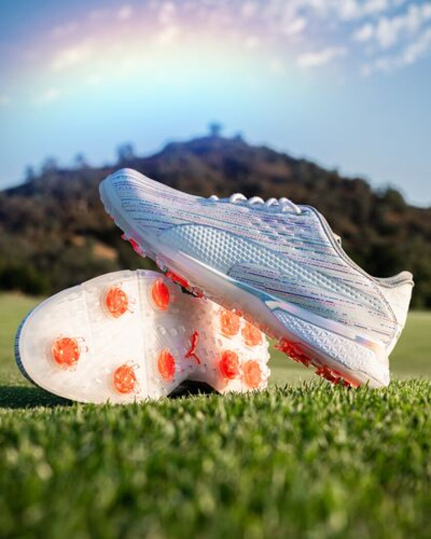 LOW-RES Not for Production-21AW_GO_ProAdaptSpectra _Social3.jpg