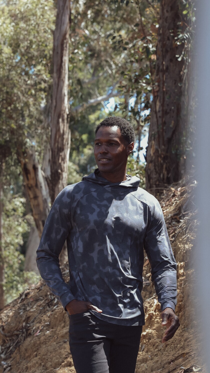 VacayTechHoodie02.jpg