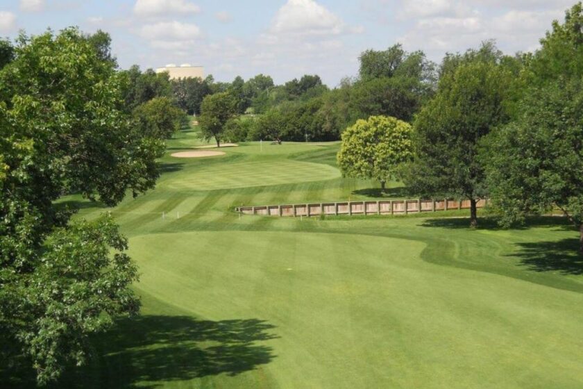 Salina Country Club.jpg