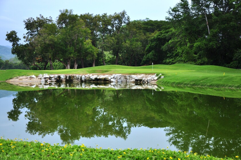Las Parotas' 6th hole