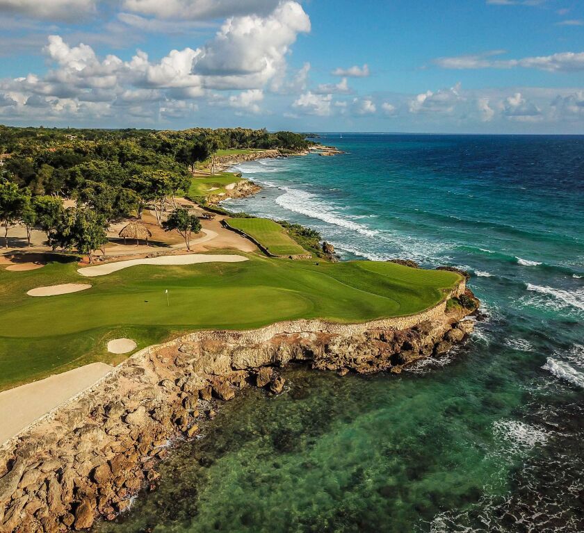 Casa de Campo -- Teeth of the Dog Photo (Hole No. 15).jpg