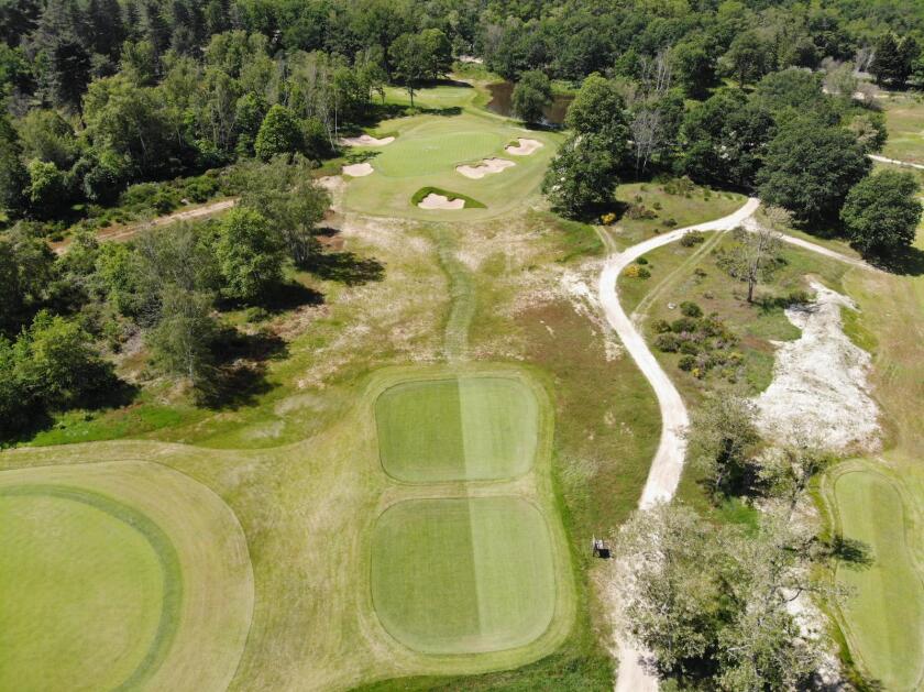 Les Bordes | New Course — Hole No. 7