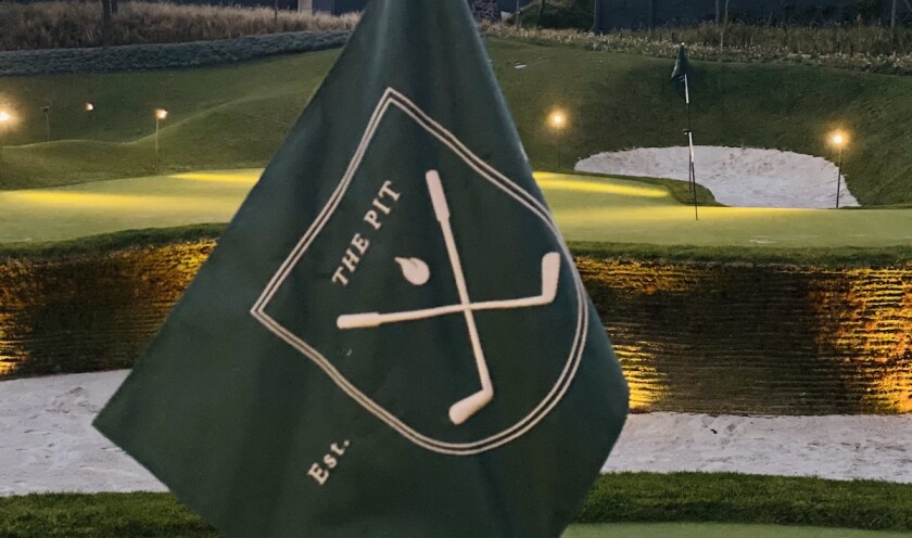 Piza Golf The Pit