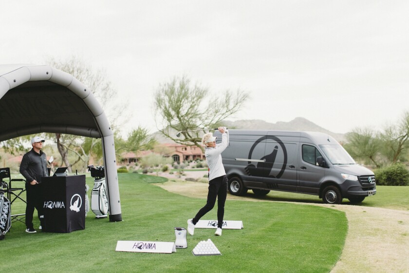 Honma Mobile Experience club fitting